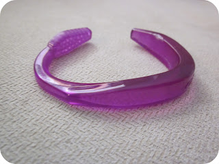 Creative Ways to Repurpose an Old Toothbrush | ecogreenlove