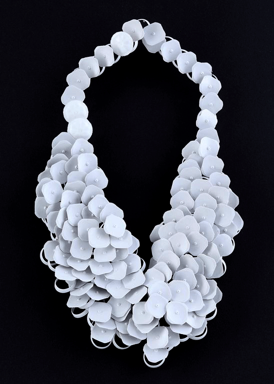 Reusing Plastic Pull Tabs | ecogreenlove