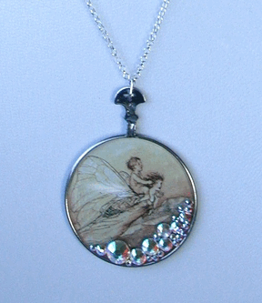 Optical lens jewelry • Creative Ways to Repurpose Eyeglasses | ecogreenlove