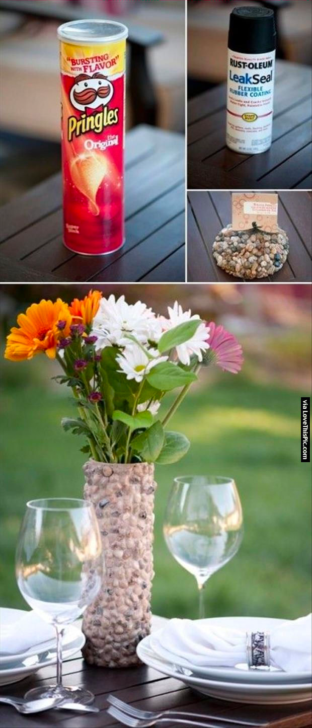 Pringles vase • Creative Ways to Repurpose Pringles tube cans | ecogreenlove
