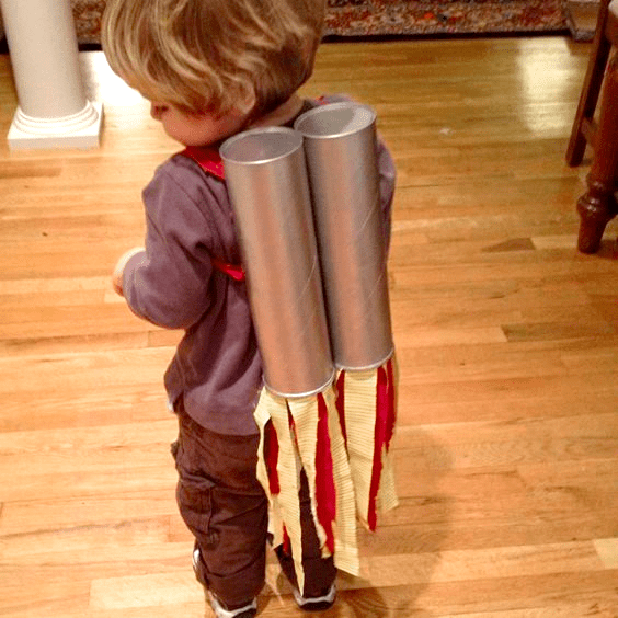 Pringles toys • Creative Ways to Repurpose Pringles tube cans | ecogreenlove Pringles toys • Creative Ways to Repurpose Pringles tube cans | ecogreenlove