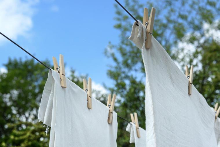 Home Projects that make your Life Greener • Air-Dry Clothes | ecogreenlove