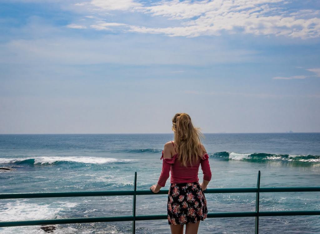 Finding Balance: The Positive Effects of Coastal Living on Your Well-Being | ecogreenlove